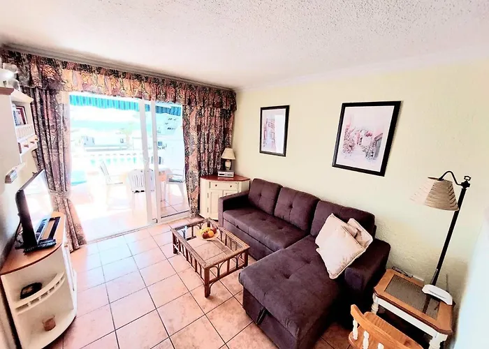 First Line Villa Floor Studio Apartment With Amazing Sea View Air Conditioned Just 50M From The Beach